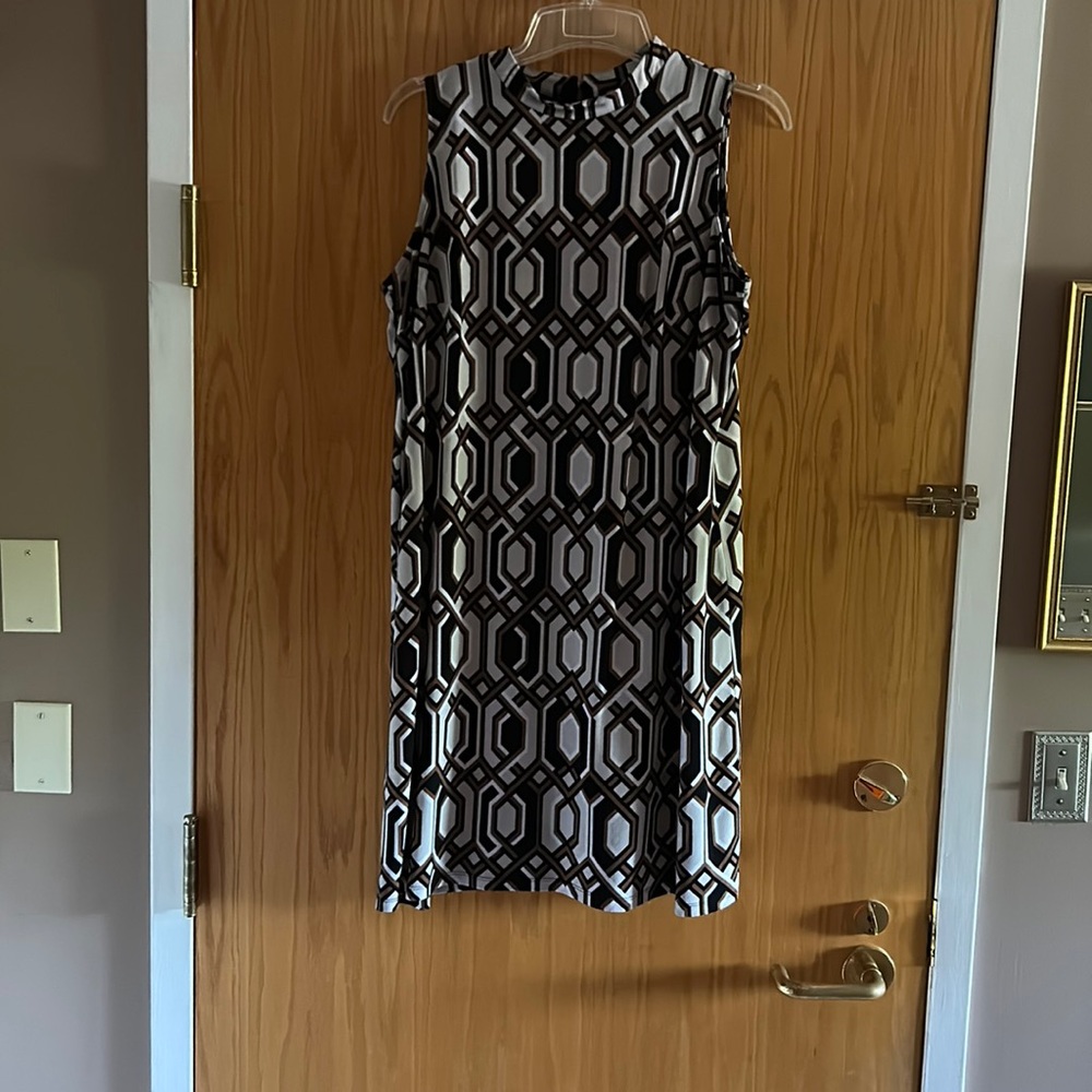 INC shift dress six 1X black/tan/white